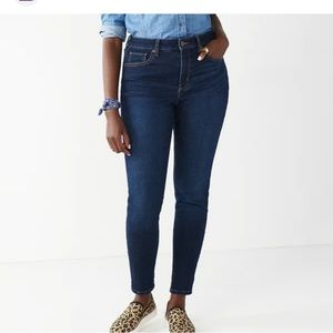 Sonoma Women’s Skinny Jeans Size 18R
